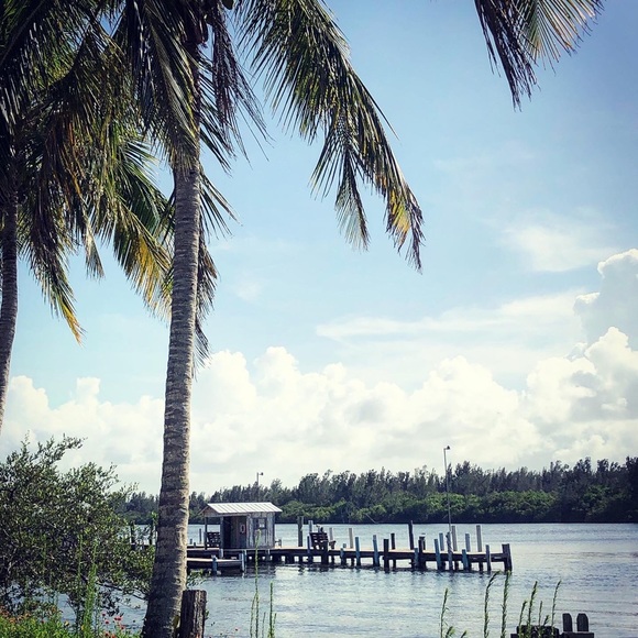 Meet your Posher, Kay - Picture 1 of 1